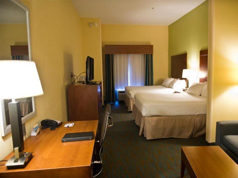 Express & Atlanta East - By Ihg