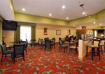 Express & Atlanta East - By Ihg Hotel 3*