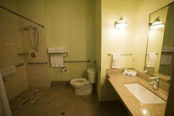 Express & Atlanta East - By Ihg Hotel